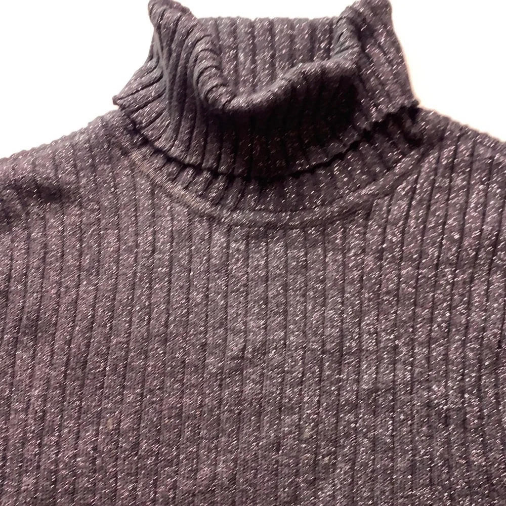 CHICO’S Gray metallic Ribbed Long Sleeve and Turtleneck sweater Women’s medium